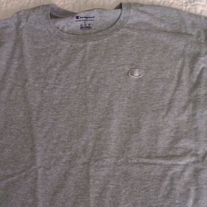 Champion t-shirt